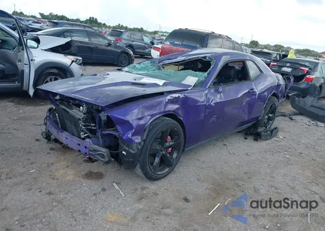 2010 Dodge Challenger Srt8 from USA, damaged, VIN 2B3CJ7DW3AH190909